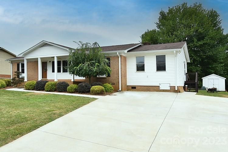123 Mckendree Rd, Mooresville, NC 28117