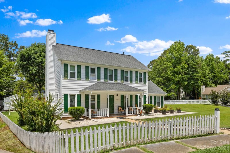 11100 Muses Ct, Matthews, NC 28105