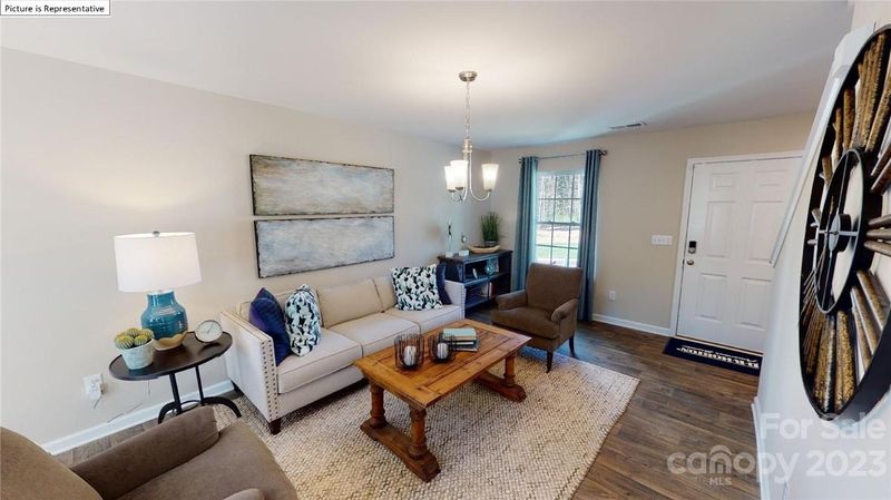 4613 Opus Ln, Charlotte, NC 28214