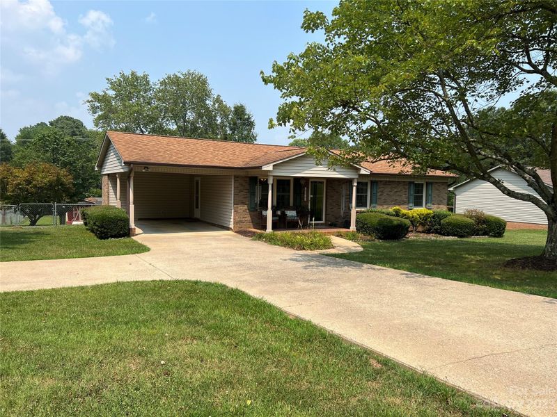 2075 Shuford Rd, Lincolnton, NC 28092