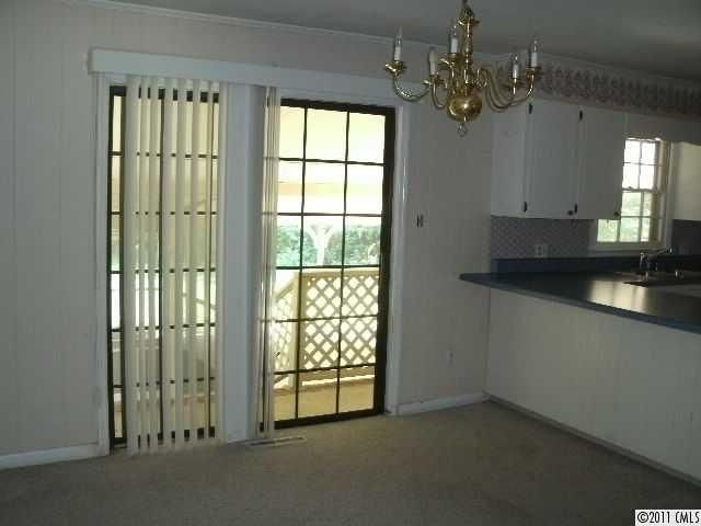 1021 Meadow Dr, Lancaster, SC 29720