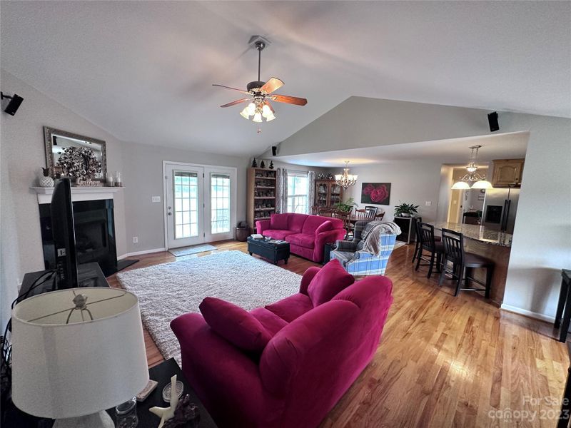 4414 Frank Dellinger Ln, Maiden, NC 28650