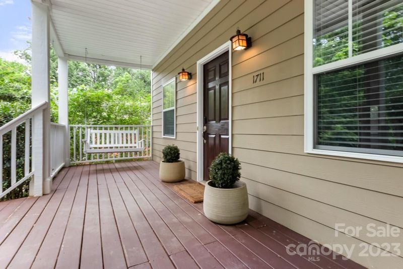 1711 Burgin St, Charlotte, NC 28205