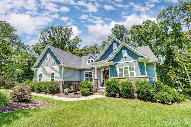6868 Montgomery Rd, Clover, SC 29710