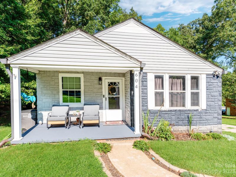 604 S Little Texas Rd, Kannapolis, NC 28083