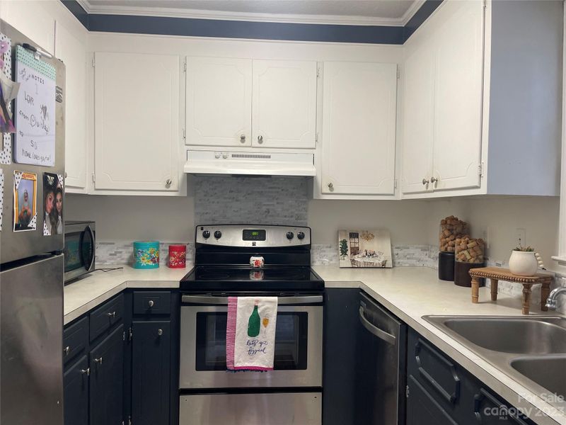 160 17th Street Pl NW #D-6, Hickory, NC 28601
