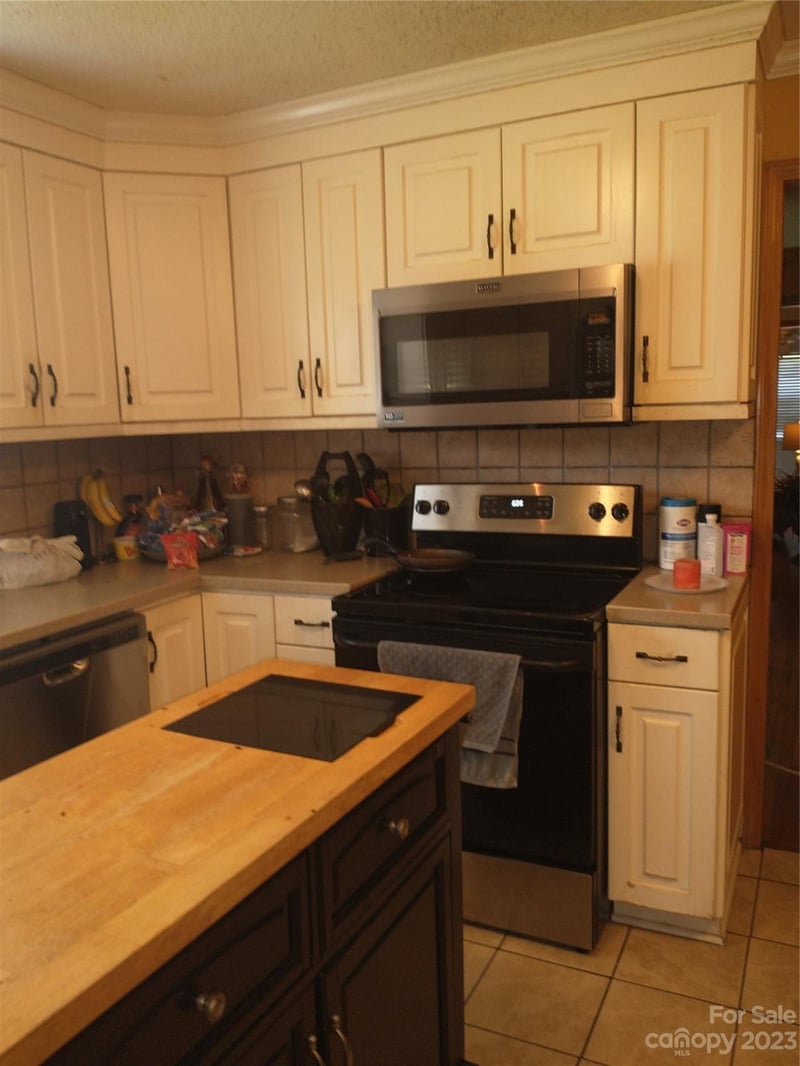 111 Alexis High Shoals Rd, Alexis, NC 28006