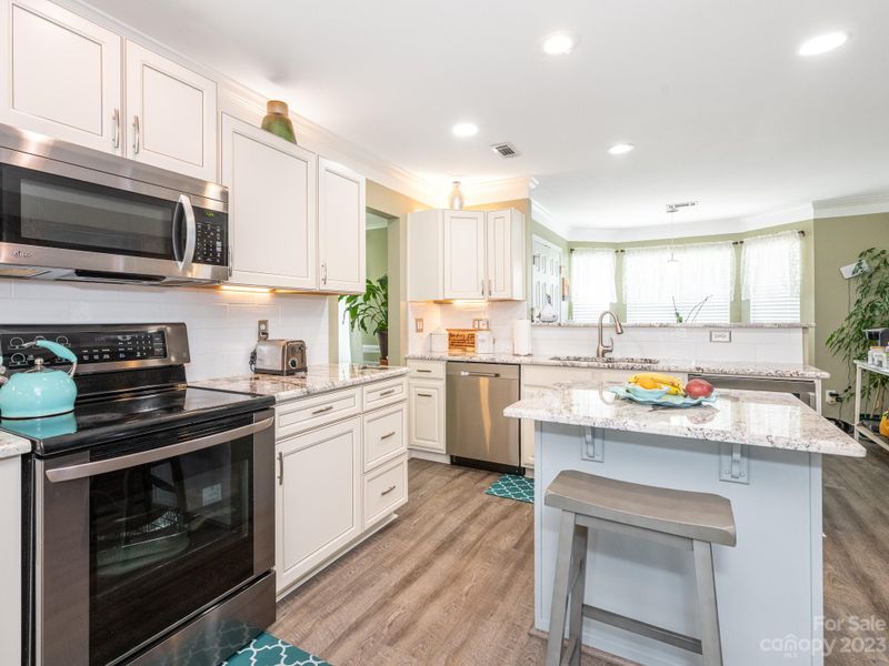 3617 Luton Ct, Charlotte, NC 28262