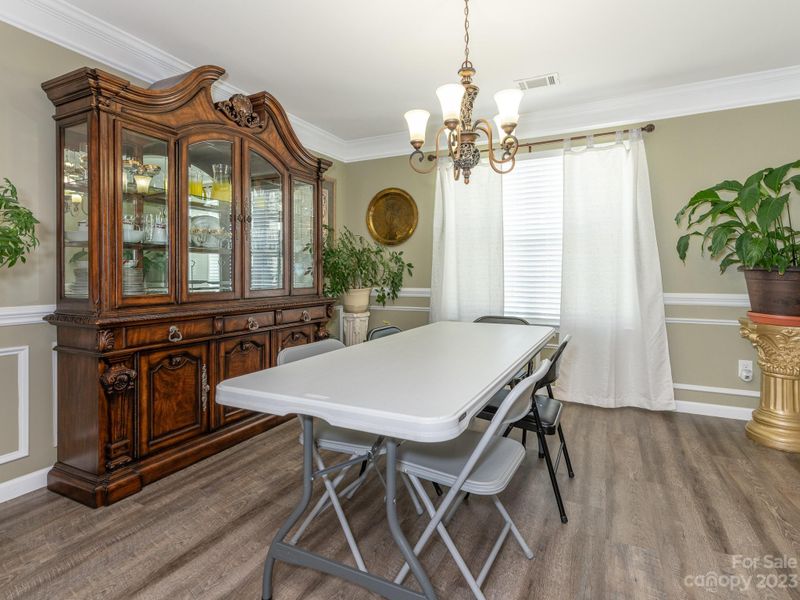 3617 Luton Ct, Charlotte, NC 28262