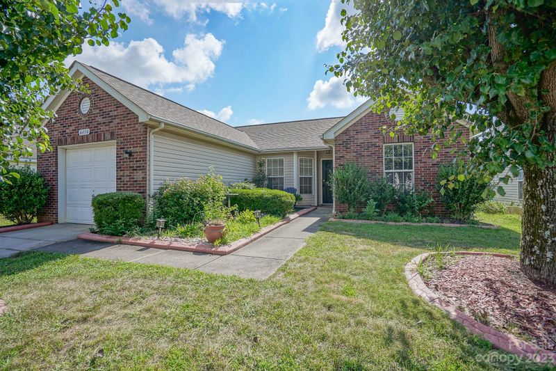 6450 Caymus Dr, Charlotte, NC 28269