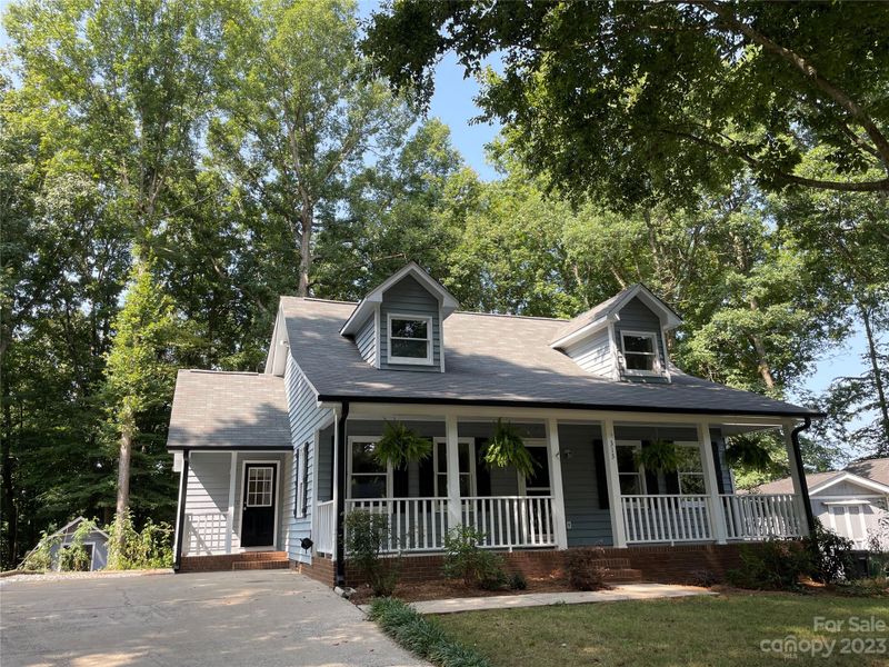 313 Treeline Dr, Belmont, NC 28012