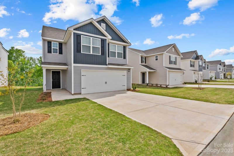 3205 Maple Ridge Dr, Gastonia, NC 28052