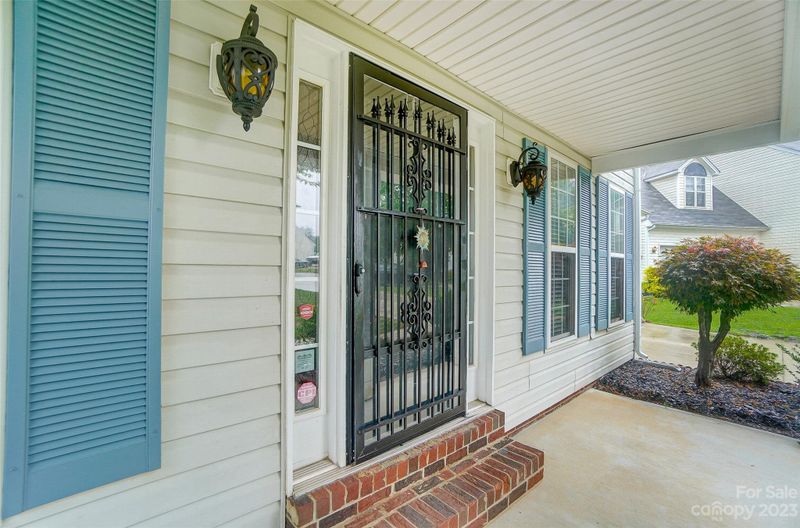 9262 Austin Ridge Ln, Charlotte, NC 28214
