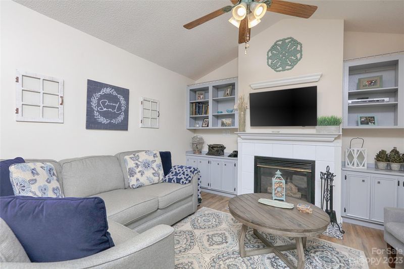4709 Vernon Dr, Conover, NC 28613