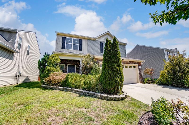 10927 Greenhead View Rd, Charlotte, NC 28262