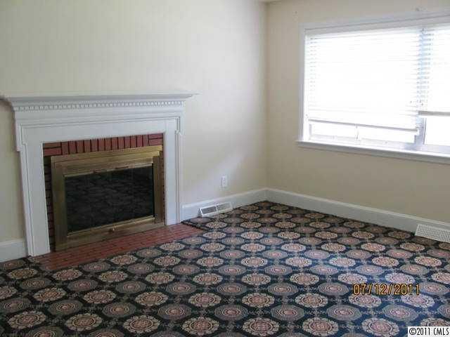 3223 Enfield Rd, Charlotte, NC 28205