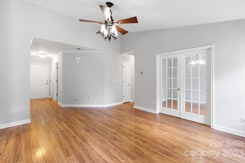 617 Saratoga Dr, Clover, SC 29710