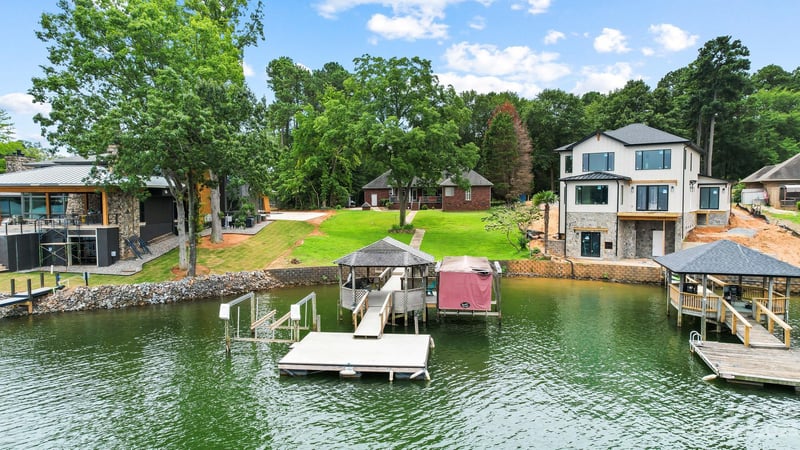250 Blucher Cir, Lake Wylie, SC 29710