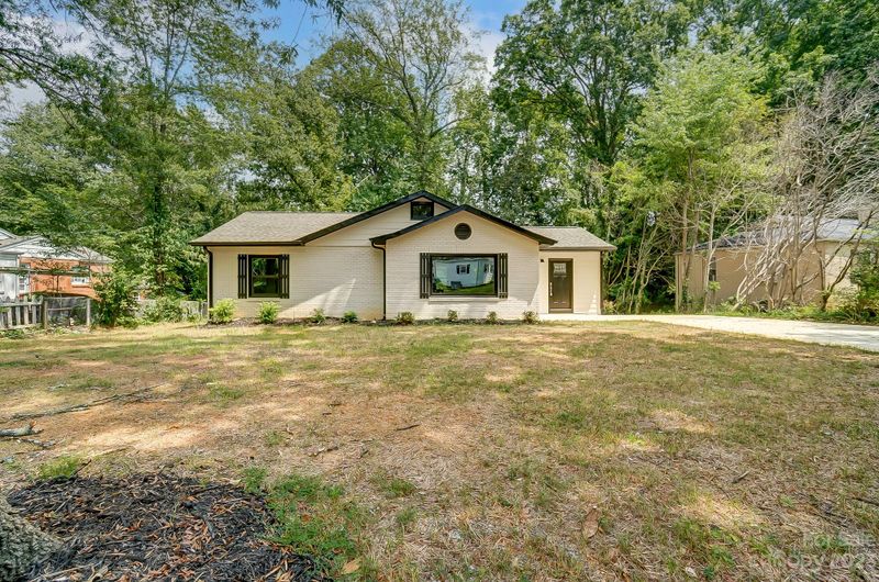 2119 Dickens Ave, Charlotte, NC 28208