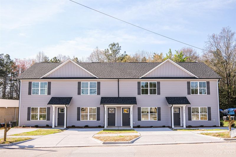 256 E 26th St, Kannapolis, NC 28083