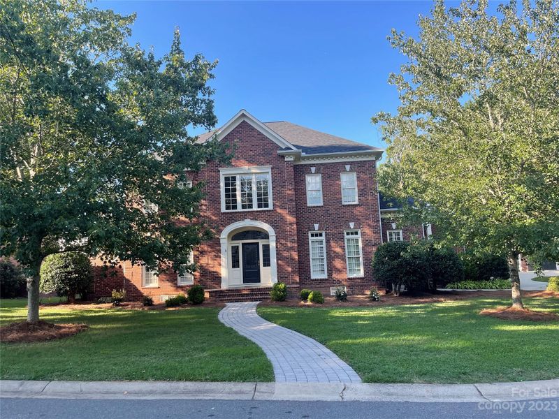 2933 Heathmoor Ln, Charlotte, NC 28211