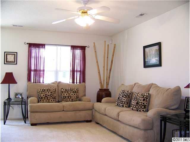 5213 Park Place Dr, Dallas, NC 28034