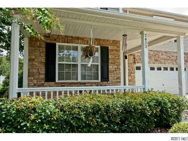 7622 Carrington Forest Ln, Matthews, NC 28105