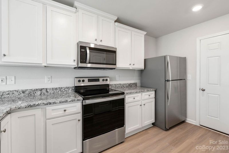 3209 Maple Ridge Dr, Gastonia, NC 28052