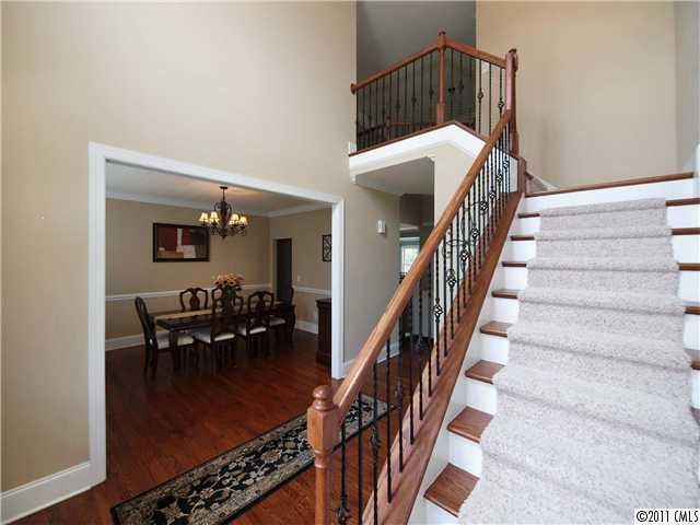 1100 Blueberry Ln, Charlotte, NC 28226