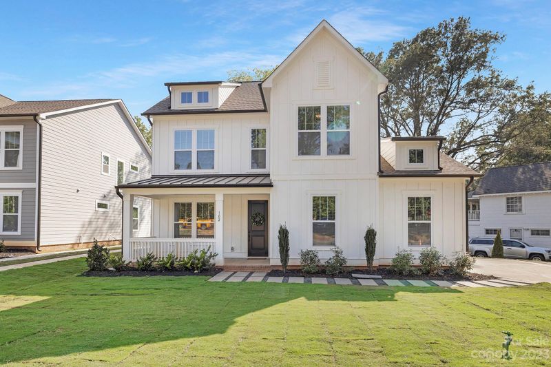 102 College St #8199, Matthews, NC 28105