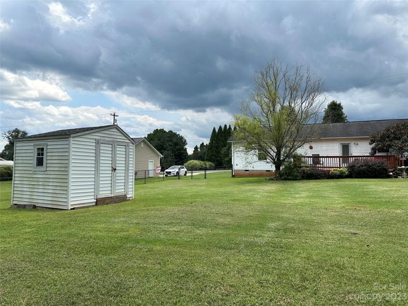 1921 Jarrett Farm Rd, Newton, NC 28658