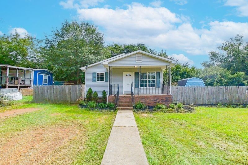 104 Walnut Ave, Belmont, NC 28012