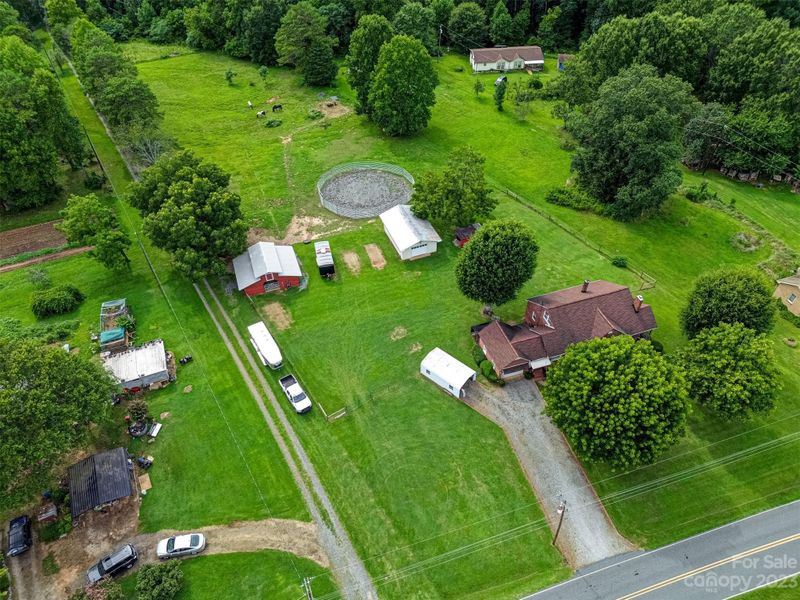 4093 Herman Sipe Rd, Conover, NC 28613