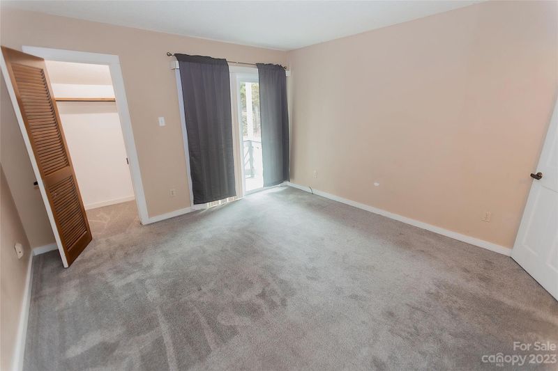 100 Willow Run Dr #9, Gastonia, NC 28056
