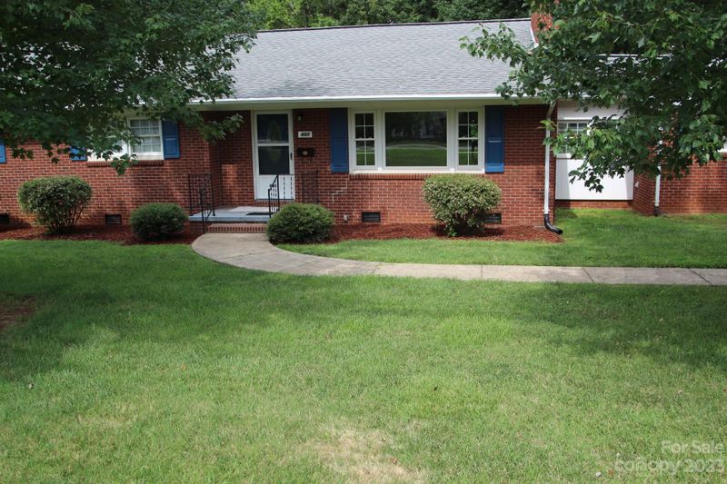 401 Armstrong Park Rd, Gastonia, NC 28054