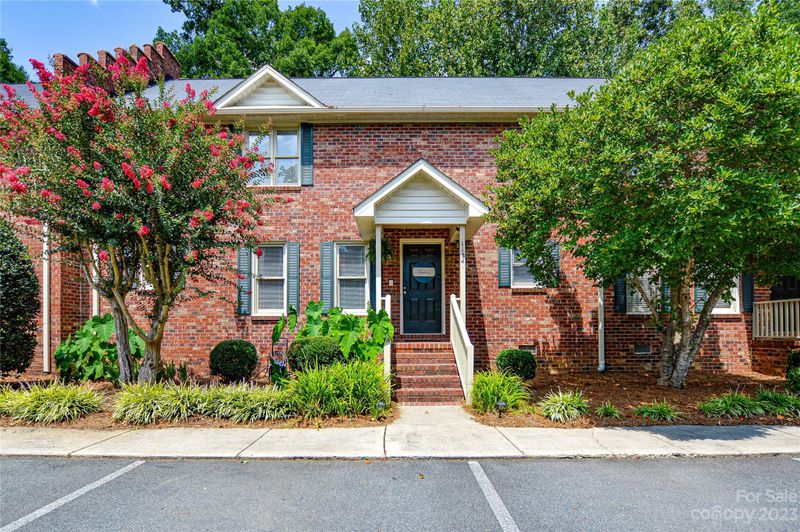 1134 Crestmont Dr SE, Concord, NC 28025