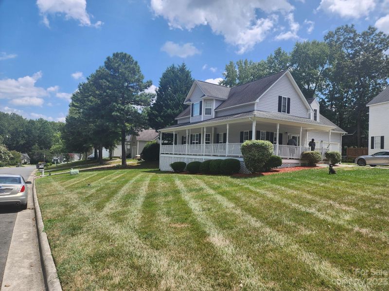 2417 Isenhour St, Kannapolis, NC 28083