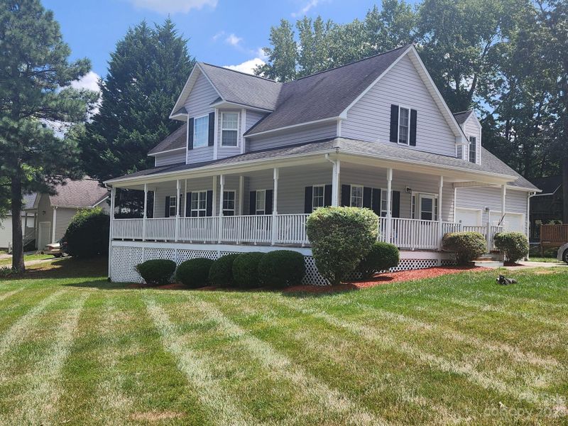 2417 Isenhour St, Kannapolis, NC 28083