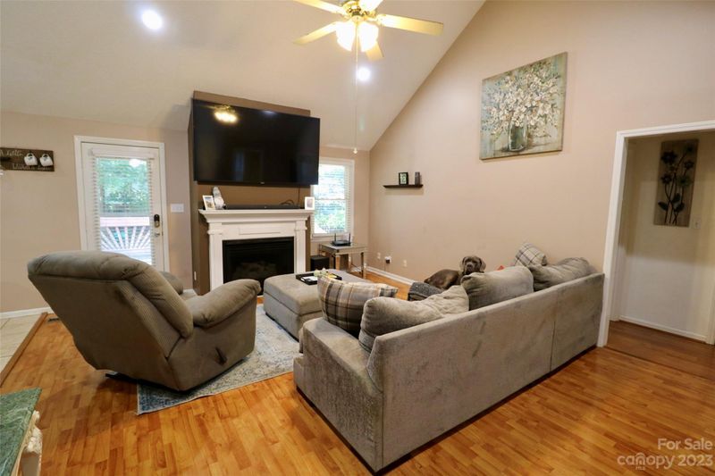 1269 Morrocroft Trl, Gastonia, NC 28054