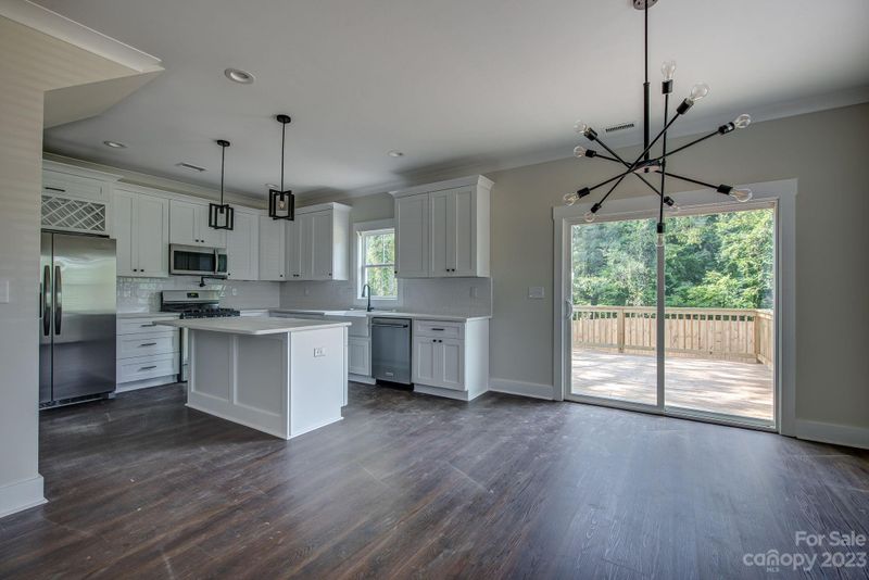 319 Clay St, Belmont, NC 28012