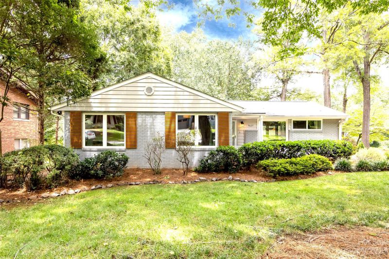 5627 Murrayhill Rd, Charlotte, NC 28210
