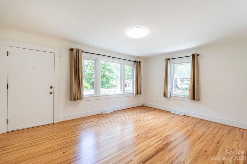 85 Hickory Grove Dr, Concord, NC 28027