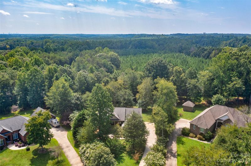 1647 Buckhorn Trl, Stanley, NC 28164