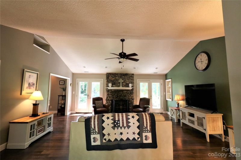 3812 Avondale Ln, Monroe, NC 28110