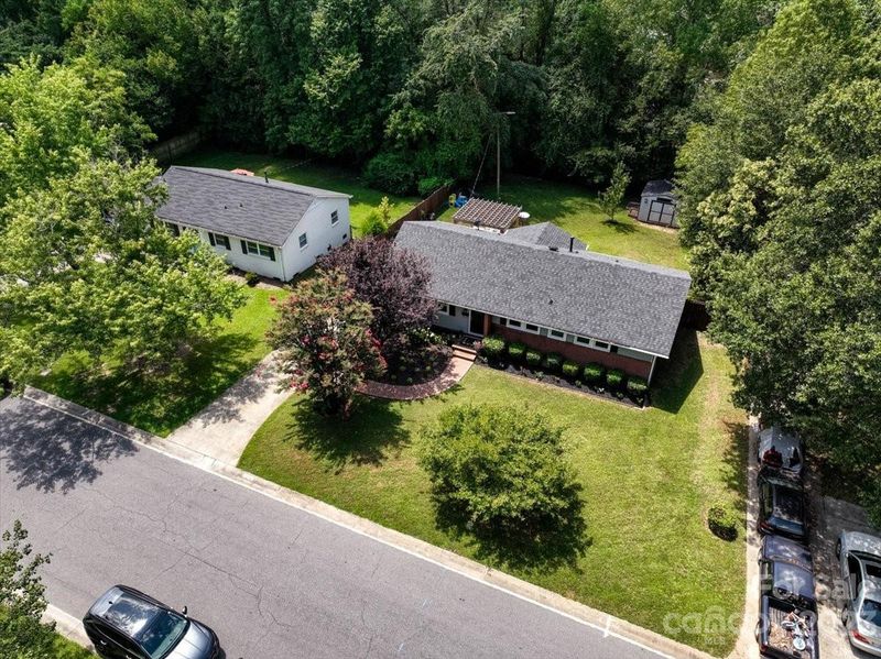 2339 Birchcrest Dr, Charlotte, NC 28205