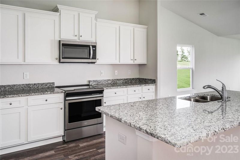 190 Susannah St, Troutman, NC 28166