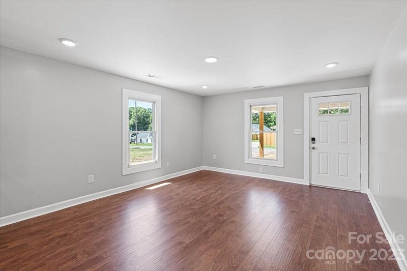 1102 Mable Ave, Kannapolis, NC 28083