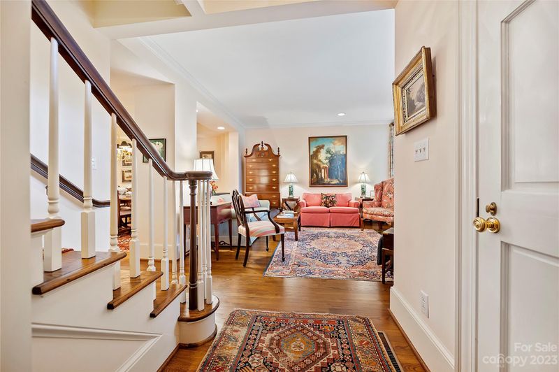 143 Perrin Pl, Charlotte, NC 28207