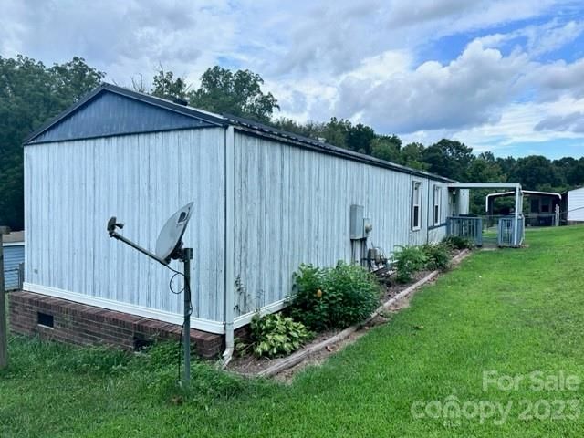 4153 Clear Spring Dr, Claremont, NC 28610