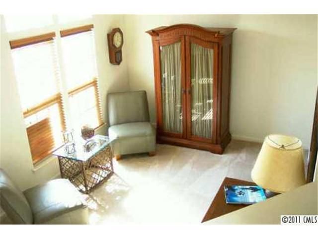 18028 Delmas Dr, Cornelius, NC 28031